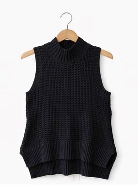 French Connection Black Waffle-Knit Sleeveless Mock Neck Vest